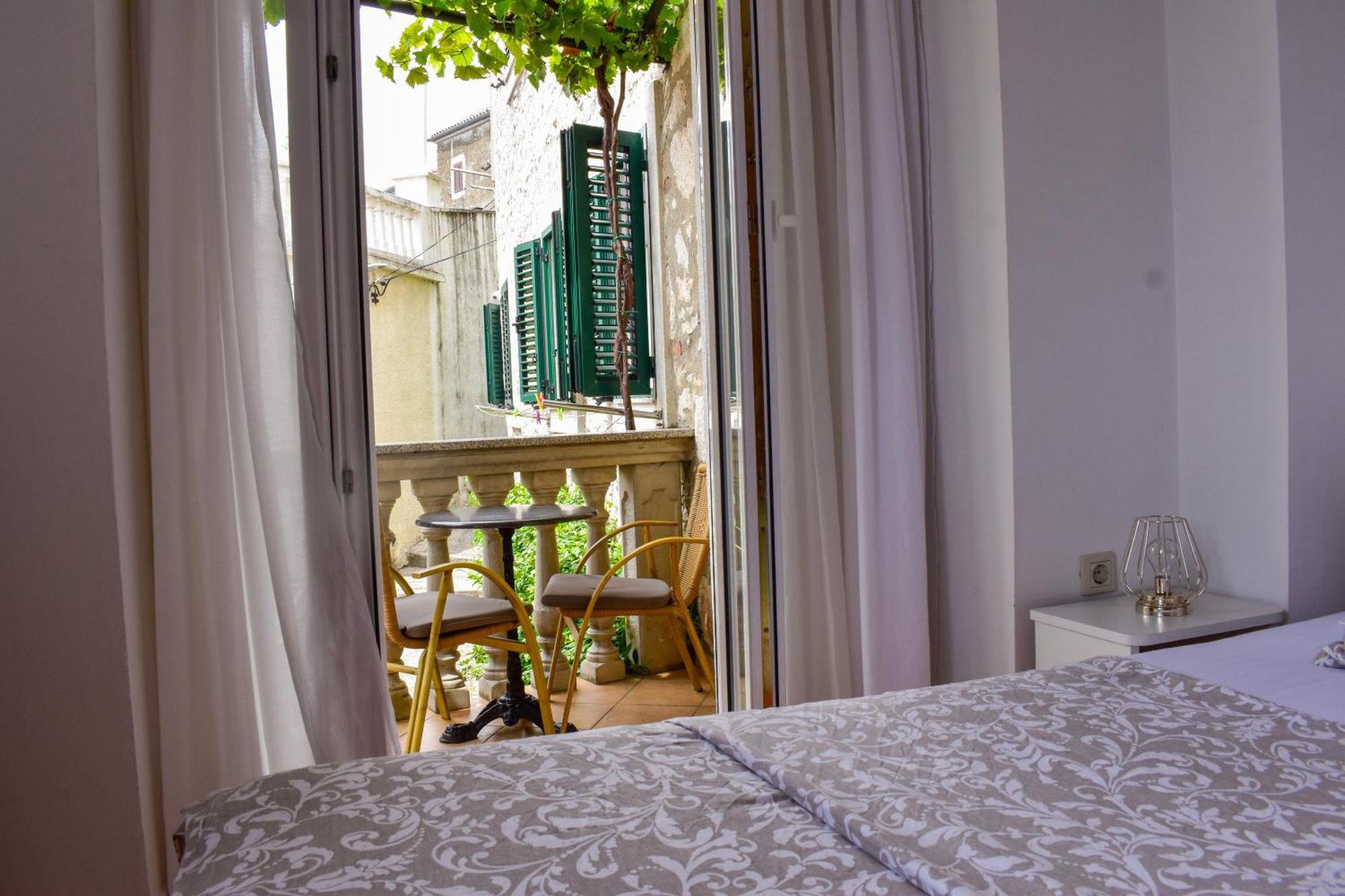 Apartmani Amra Novi Vinodolski Exterior foto
